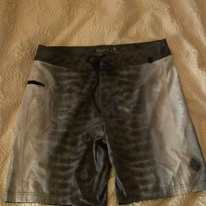 Waterlust Men's Gray Ombre Swim Board Shorts TIGER SHARK pattern
